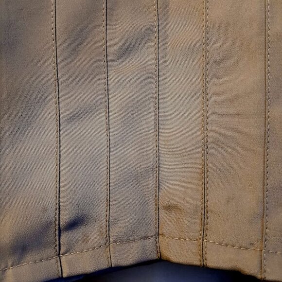 Nwt JACLYN SMITH Silky Blouse womens 6 Mocha Brown Pleated front Keyhole back LS - Picture 5 of 9